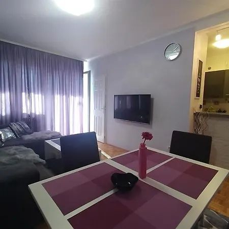 Apartment Cezar