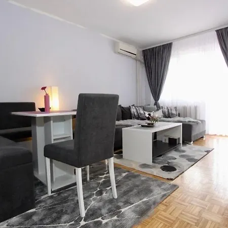 Cezar Apartment